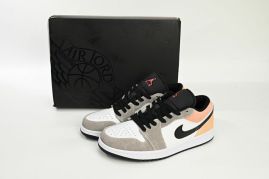 Picture of Air Jordan 1 Low _SKUfc5103907fc